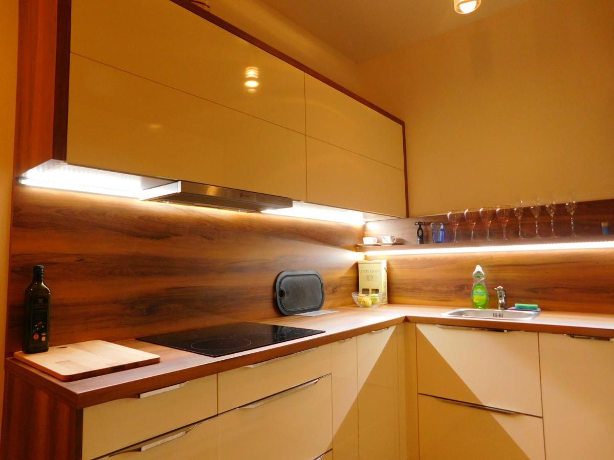 Panorama City - Spacious Apartment Near Eurovea Bratislava Exteriér fotografie