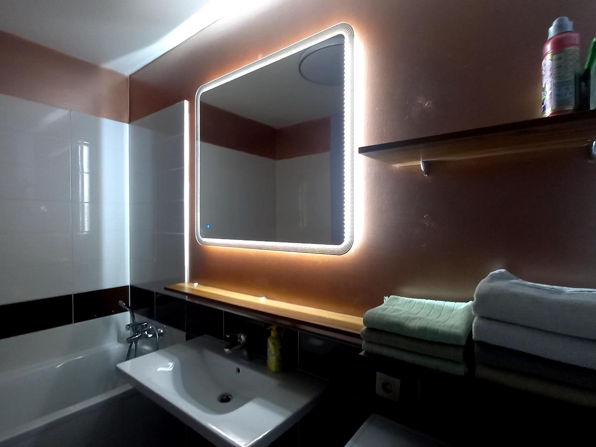 Panorama City - Spacious Apartment Near Eurovea Bratislava Exteriér fotografie