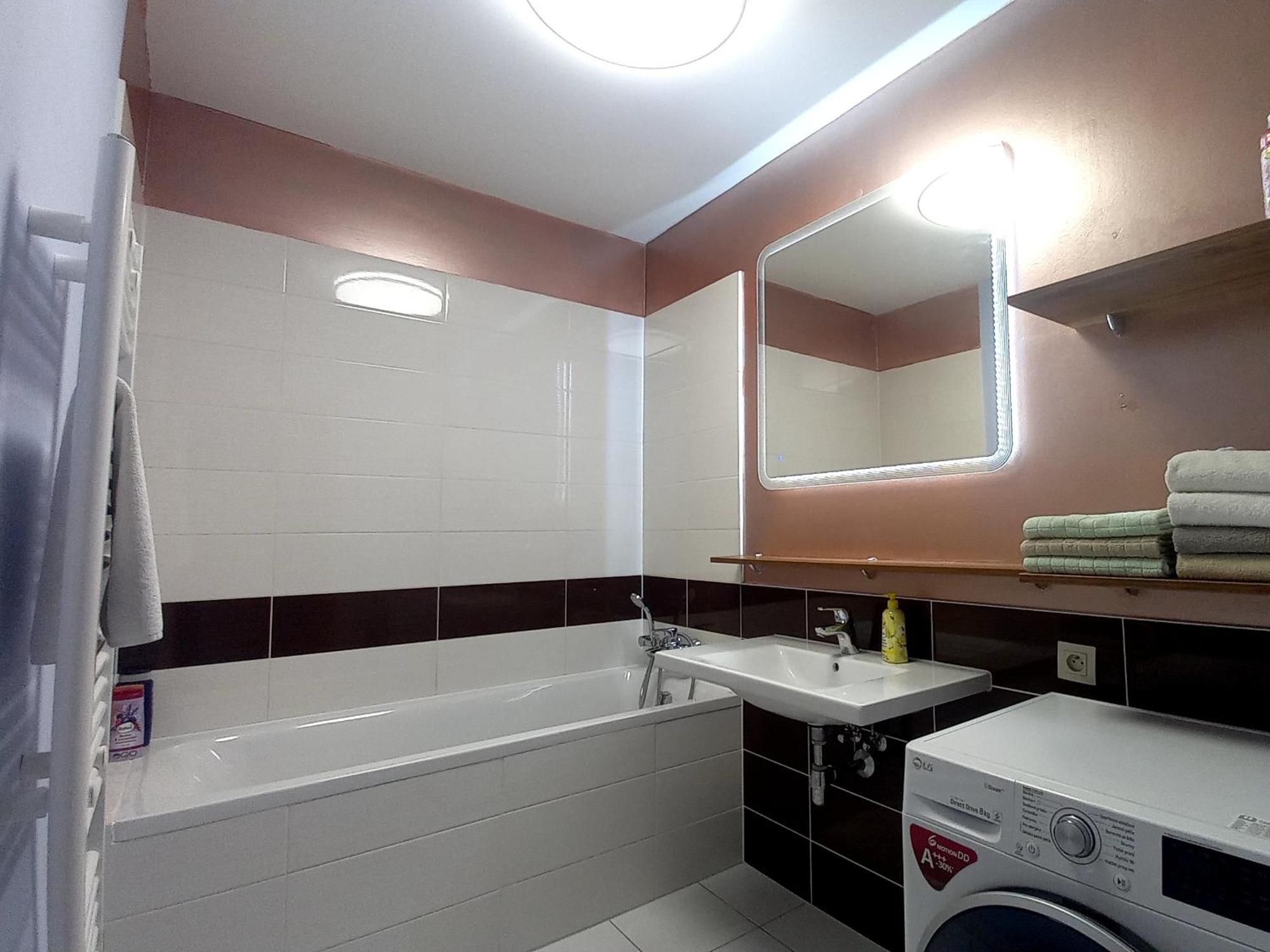 Panorama City - Spacious Apartment Near Eurovea Bratislava Exteriér fotografie